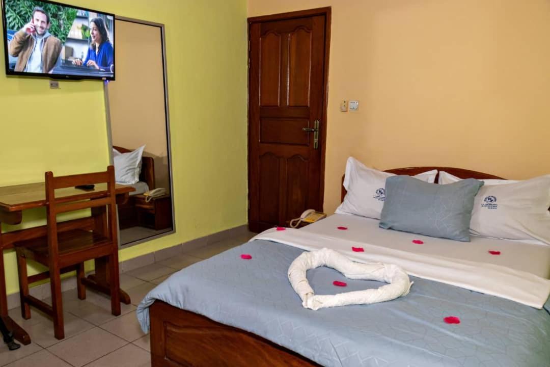 Hotel Le Printemps Ντουάλα Εξωτερικό φωτογραφία